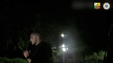 Policejní pes vyčenichal u jezu muže, který se chtěl zabít. Léky .